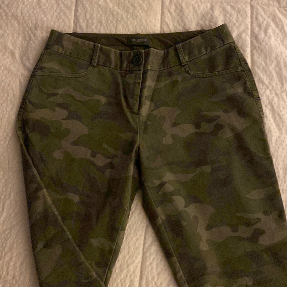 The Limited ankle pants